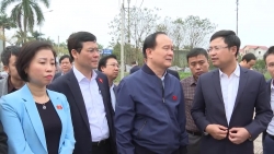 Chủ tịch HĐND TP Hà Nội khảo sát thực địa dự án đường Vành đai 4 tại huyện Đan Phượng