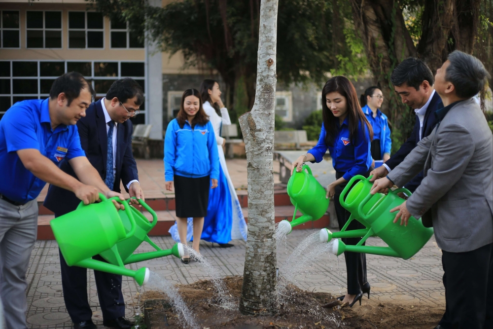 Tỉnh đoàn Hải Dương: Phát động Tháng Thanh niên với chủ đề “Tuổi trẻ tiên phong chuyển đổi số