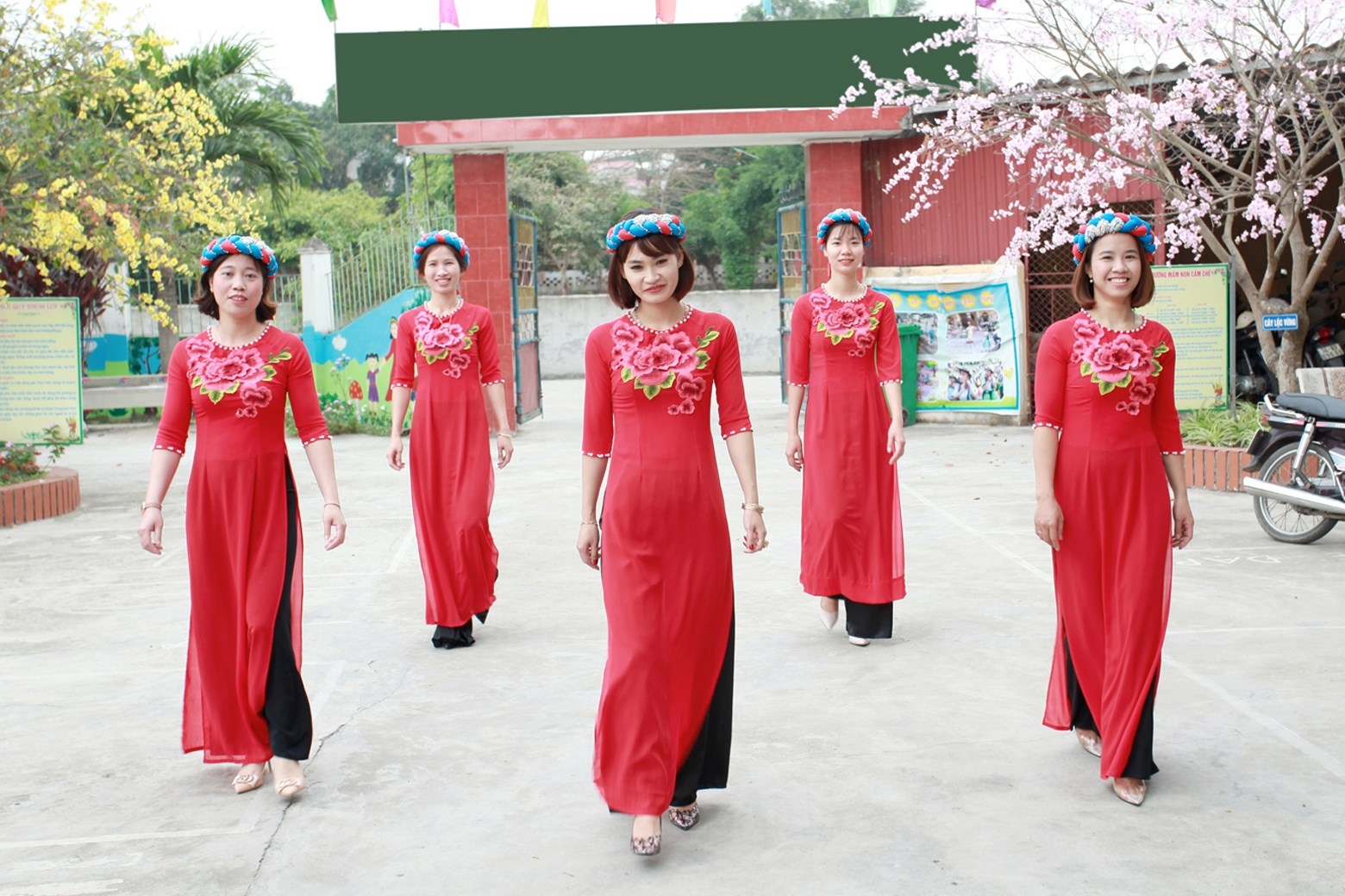 hai duong hoi lhpn huong ung hoat dong ao dai di san van hoa viet nam