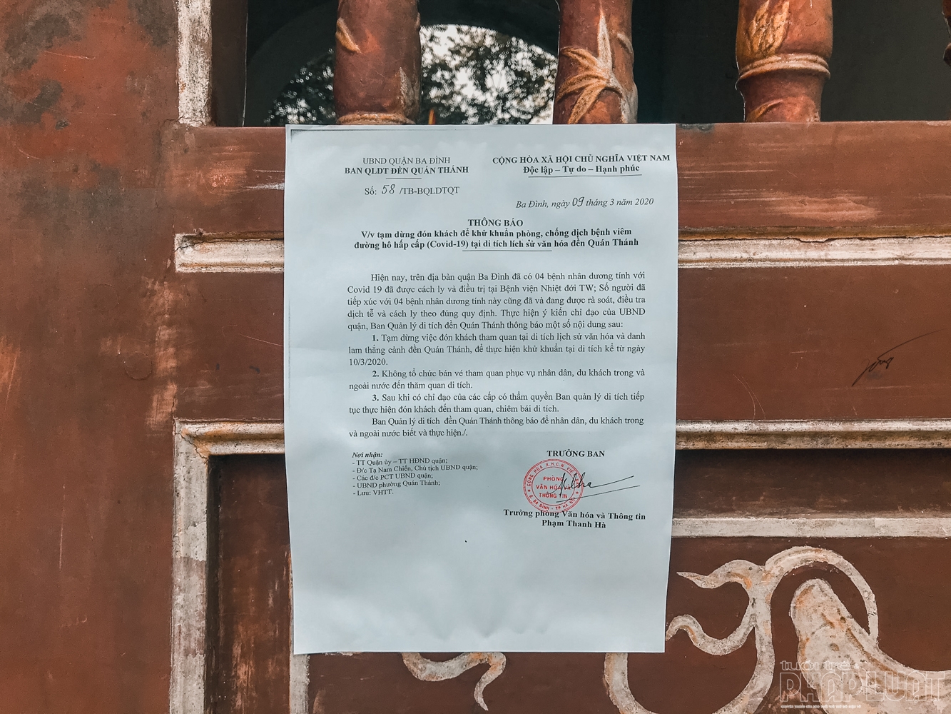 Phố xá Hà Nội vắng vẻ, nhiều cửa hàng treo biển sang nhượng lo ngai dich covid 19 pho xa ha noi vang lang