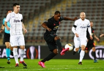 Kết quả bóng đá hôm nay: Man Utd đặt 1 chân vào từ kết