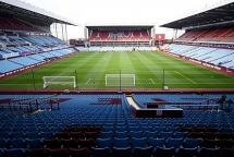 Số phận của giải Ngoại hạng Anh ra sao?