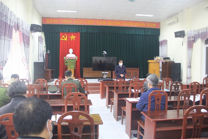 Phó Chủ tịch UBND tỉnh Hải Dương - ông Lưu Văn Bản phát biểu chỉ đạo tại huyện Cẩm Giàng