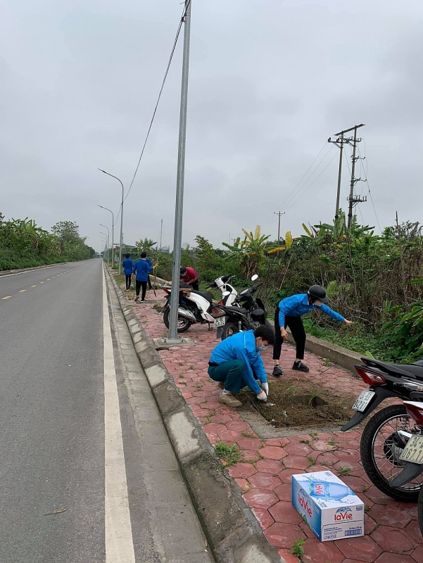 Đoàn thanh niên tích cực 