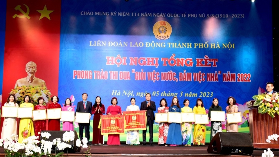 Tôn vinh, tri ân nữ cán bộ, đoàn viên Công đoàn Thủ đô xuất sắc
