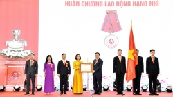 Ban Công tác đại biểu kỷ niệm trọng thể 20 năm thành lập và đón nhận Huân chương Lao động hạng Nhì