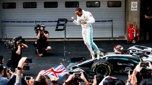 Lewis Hamilton thắng chặng đua F1 thứ 1.000 ở Trung Quốc