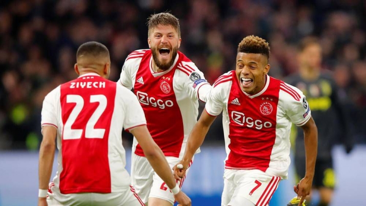 Giải mã sức mạnh của Ajax 2018/2019: Trẻ và nhanh