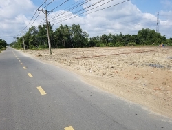 ha noi du kien to chuc dau gia quyen su dung dat tai 446 du an