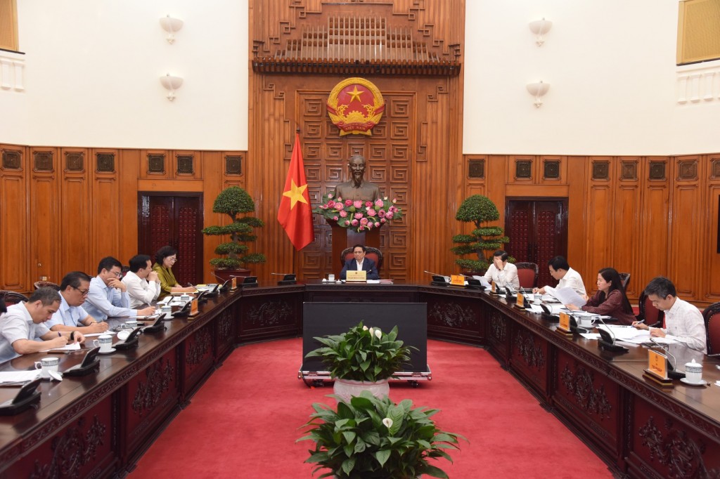 Thủ tướng Phạm Minh Chính: Thúc đẩy việc ban hành ngay 2 thông tư quan trọng