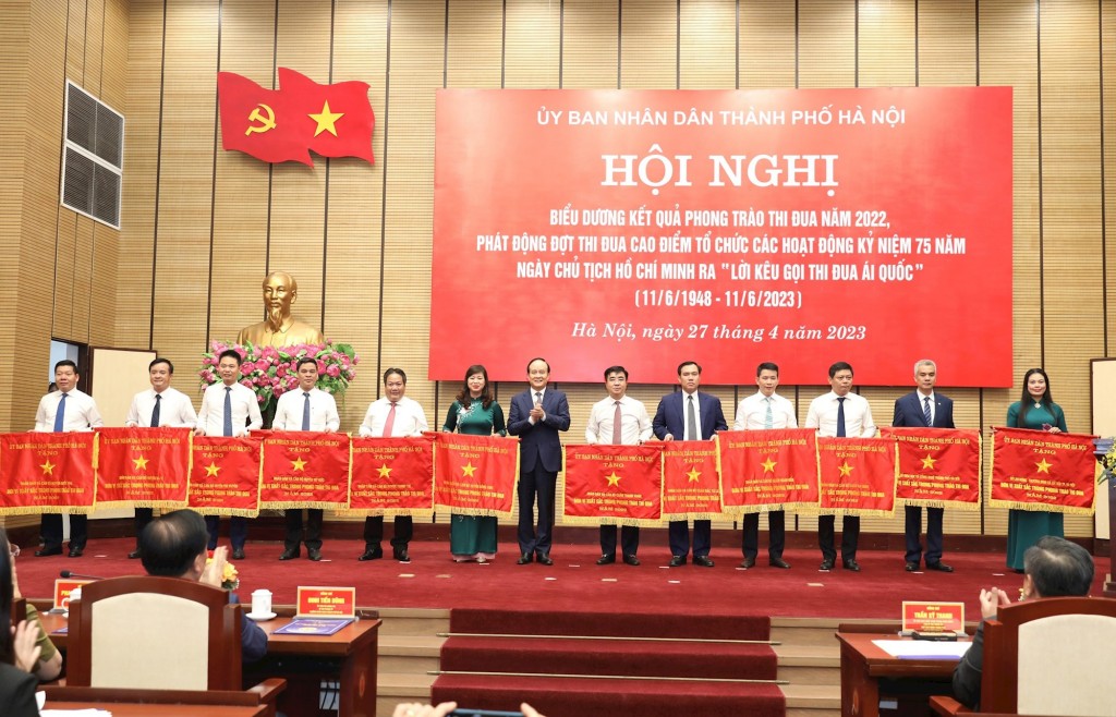 Hà Nội phát động đợt thi đua cao điểm kỷ niệm 75 năm Ngày Chủ tịch Hồ Chí Minh ra “Lời kêu gọi thi đua ái quốc”