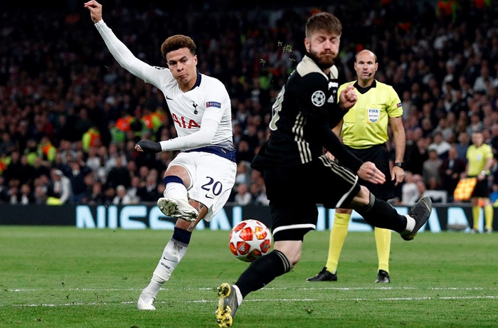 Ajax vs Tottenham (02h00 9/5): Cơ hội nào cho Gà trống?