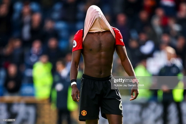 huddersfield man united co mat europa league o mua giai tiep theo