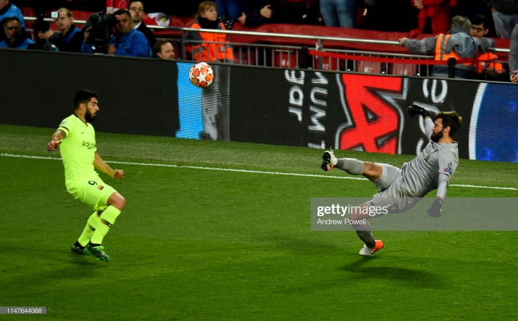 Thủ thành Liverpool, Alisson Becker khắc tinh của Barca