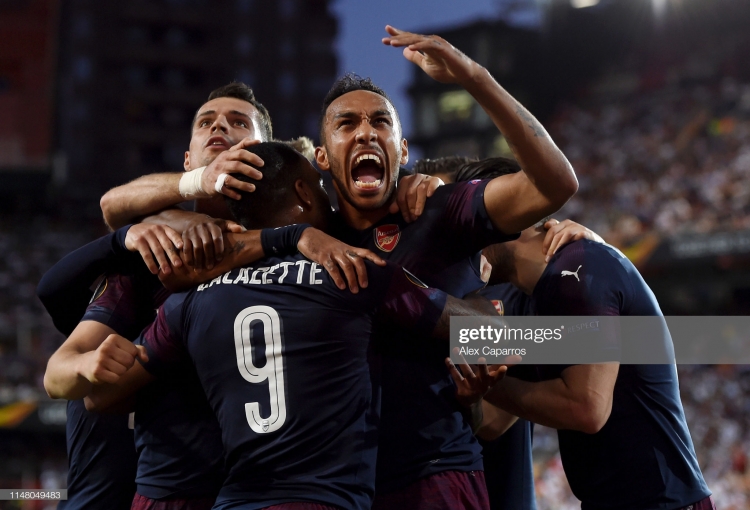 Valencia - Arsenal: Thăng hoa tột độ, vé vàng chung kết