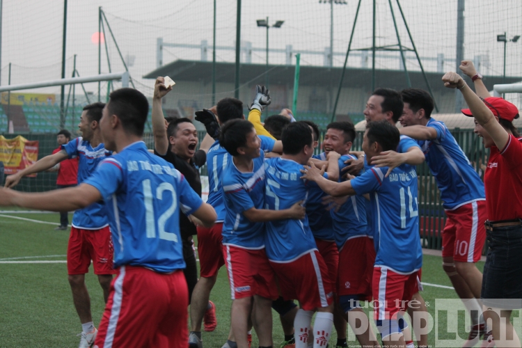 Tuổi trẻ Thủ đô đánh bại Truyền hình Quân đội sau loạt luân lưu định mệnh