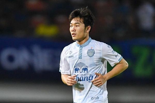 Xuân Trường được lòng HLV trưởng trước giờ đấu Đặng Văn Lâm