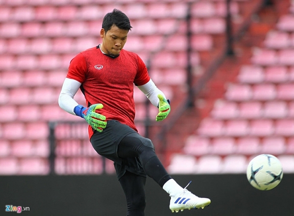 Thủ môn số 1 Thái Lan mang đẳng cấp mới về đối đầu Việt Nam thu mon so 1 thai lan mang dang cap moi ve doi dau viet nam
