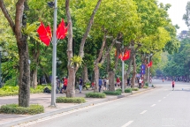 ha noi tam dong cua pho di bo nhieu tinh thanh huy le hoi phong covid 19