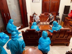 tp hai duong khai tru ra khoi dang doi voi y sy vi pham qui dinh phong chong dich