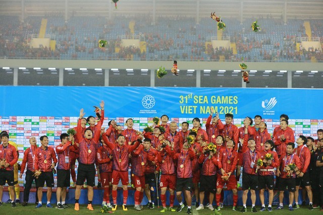 Thủ tướng gửi thư chúc mừng đội tuyển bóng đá nam U23 Việt Nam giành huy chương vàng SEA Games 31