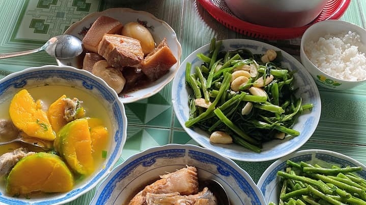 Bí quyết đảm bảo an toàn thực phẩm khi đưa trẻ về quê dịp hè