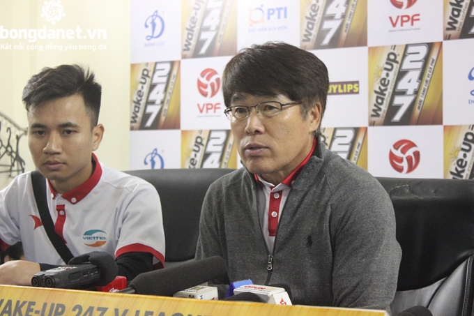 Đồng hương thầy Park bất ngờ chia tay CLB Viettel trước vòng 13 V-League