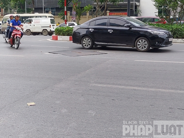 tiem an nguy hiem tu ho ga khong co nap tren duong nguyen chi thanh