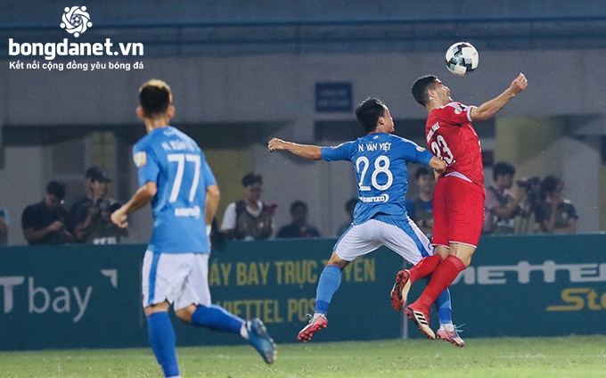 Vòng 13 V-League: Dyachenko lập hat-trick, Quảng Ninh thắng áp đảo Hải Phòng