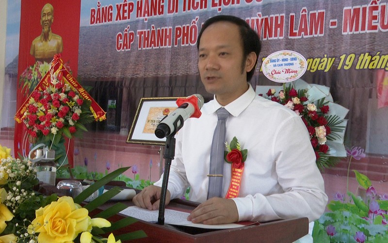 Phó Chủ tịch UBND huyện Ba Vì Nguyễn Đức Anh phát biểu tại buổi lễ.