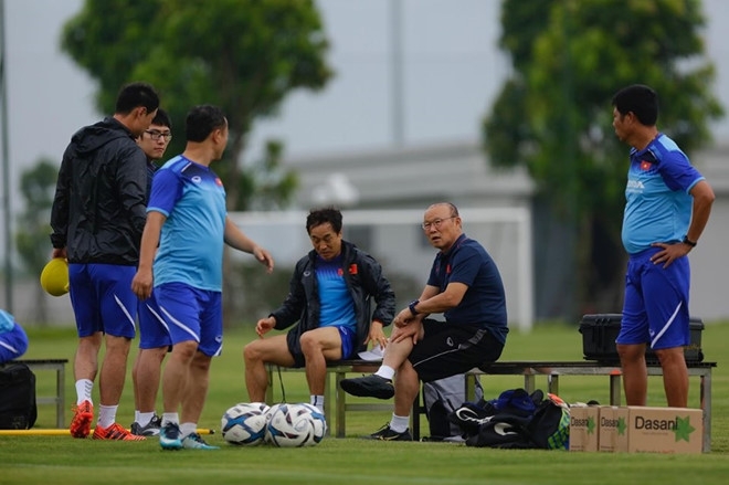 tien dao tien linh tiet lo hlv park hang seo luon yeu thich cau thu cham chi