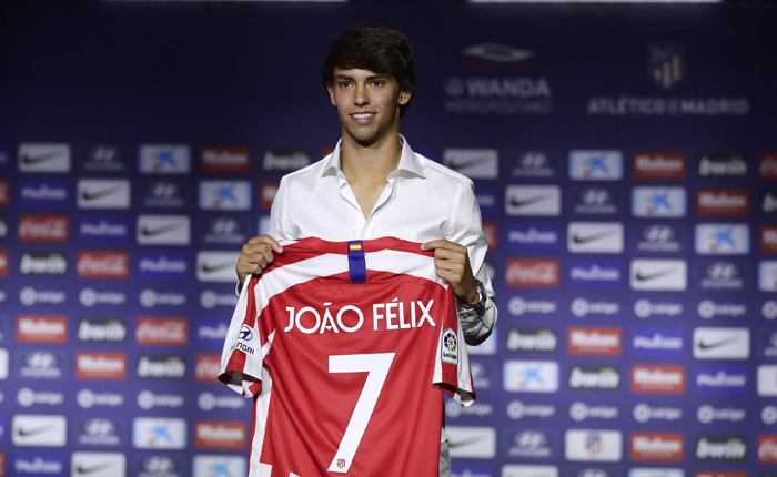 joao felix noi gi ve viec tro thanh ban sao cua cristiano ronaldo