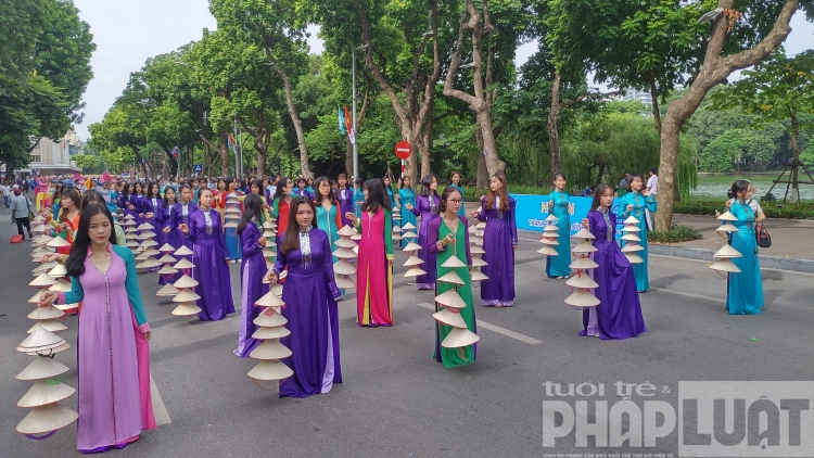 nhung khoanh khac an tuong trong le ky niem 20 nam ha noi thanh pho vi hoa binh