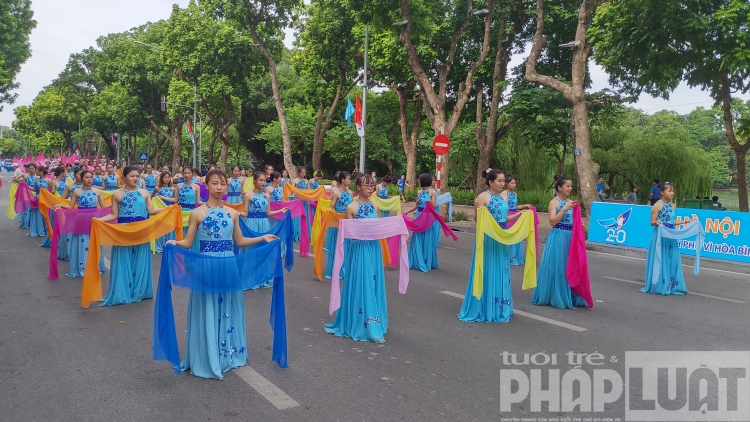 nhung khoanh khac an tuong trong le ky niem 20 nam ha noi thanh pho vi hoa binh