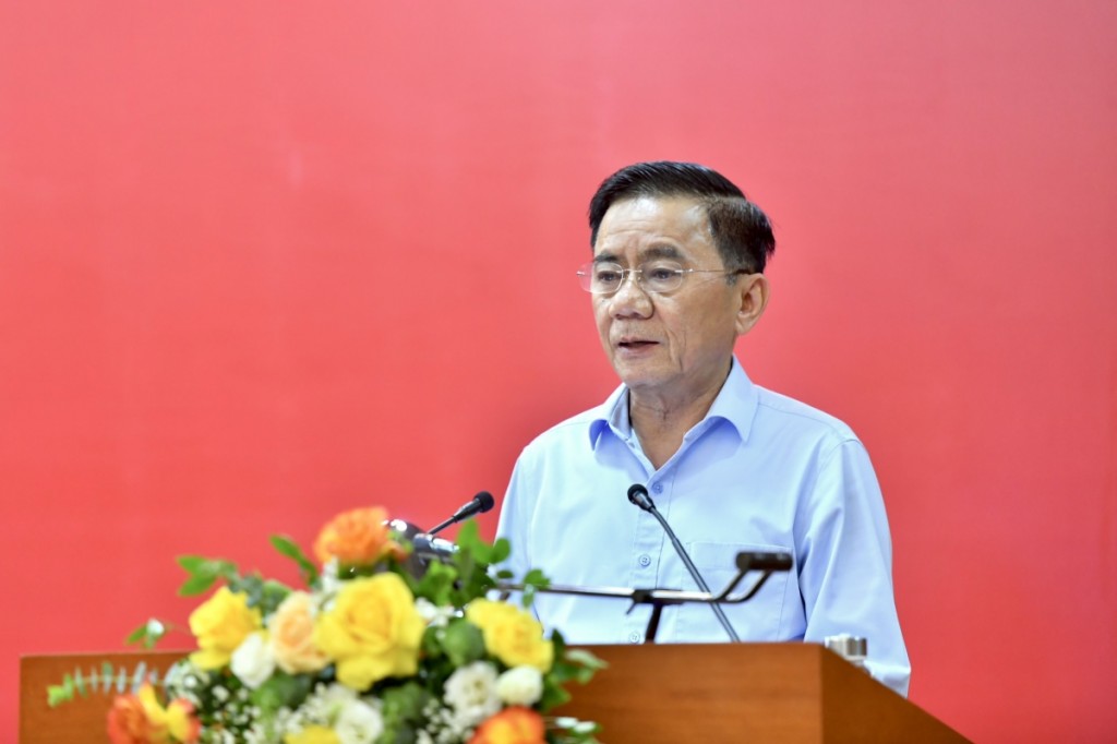 Chủ nhiệm UBKT Trung ương Trần Cẩm Tú phát biểu chỉ đạo tại Hội nghị.