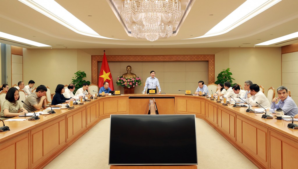 Phó Thủ tướng Trần Hồng Hà đề nghị các bộ, ngành đề xuất kế hoạch tham gia chủ động, hiệu quả vào những sáng kiến, cam kết mới mang tính liên ngành, đa phương - Ảnh: VGP/Minh Khôi