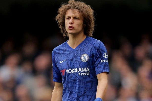 chelsea dong y ban david luiz cho arsenal