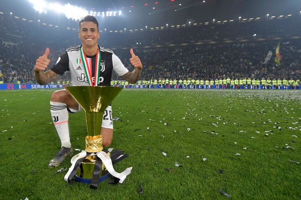 Chính thức: Man City đón siêu hậu vệ Joao Cancelo từ Juventus chinh thuc man city don sieu hau ve joao cancelo tu juventus