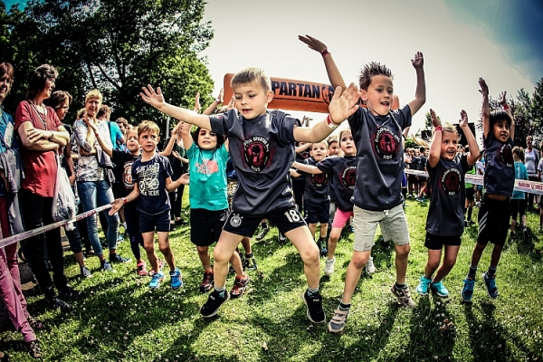 viet nam dang cai giai chay bo vuot chuong ngai vat lon nhat the gioi