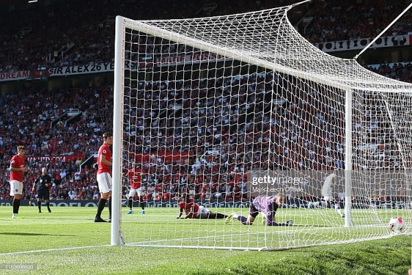 man utd 1 2 crystal palace khi nha hat cua nhung giac mo chua tinh giac