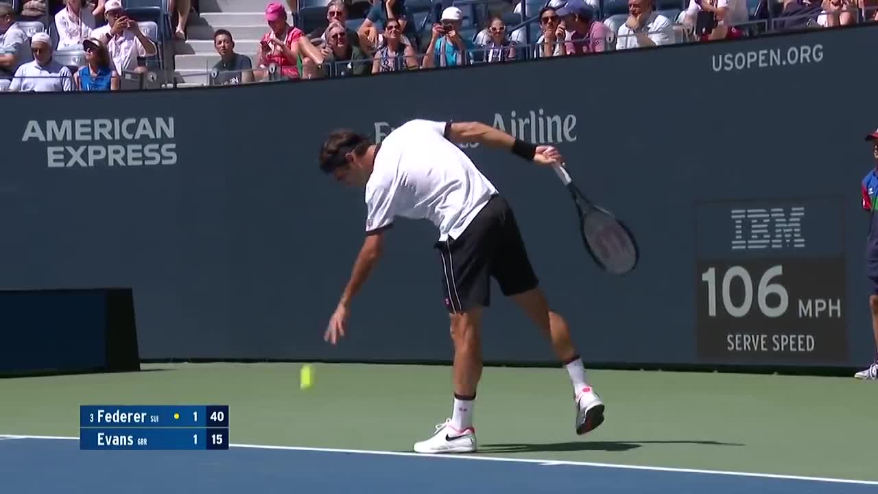 Federer - Evans: "Tàu tốc hành" bứt tốc vào vòng 4