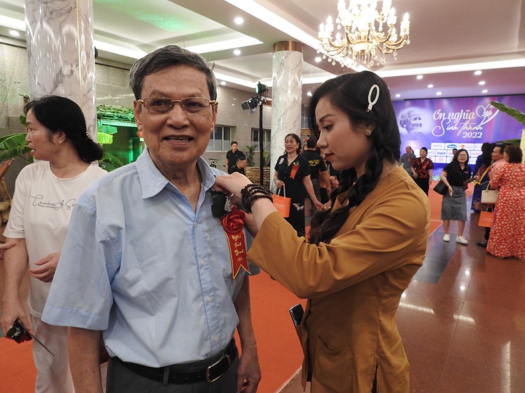 “Ơn nghĩa sinh thành” lan tỏa thông điệp gìn giữ giá trị nhân văn của người Việt Nam