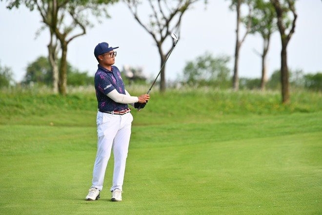Ngày thứ 2 Giải vô địch golf quốc gia: “Hole in one” đầu tiên thuộc về nữ golfer Phạm Thị Kim Chi