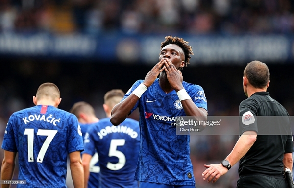 chelsea 2 2 sheffield united cong lam thu pha the blue chim sau khung hoang