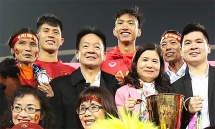 Bầu Hiển: Văn Hậu không về đá Seagames, 10 - 20 triệu đô cũng không đồng ý
