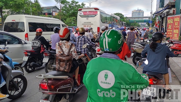 giao thong ha noi ngay dau di lam sau ky nghi le 29