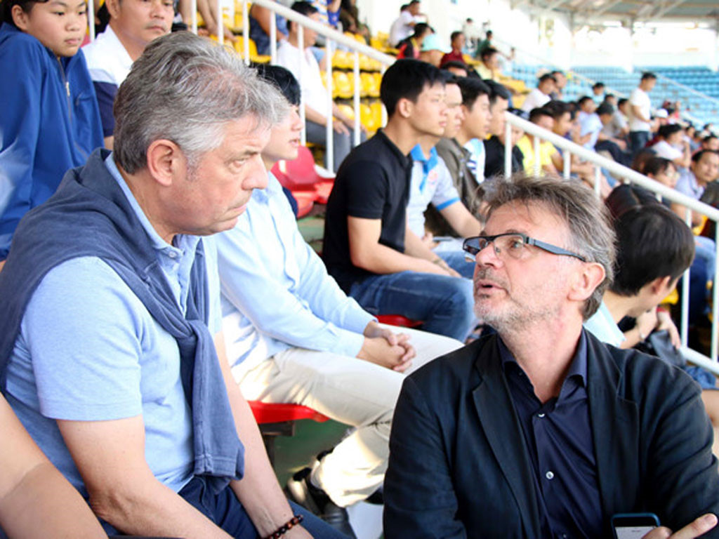 phu thuy trang se dan dat u18 viet nam