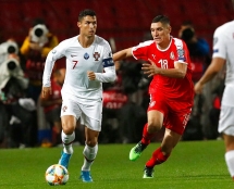 Serbia 2-4 Bồ Đào Nha: Trở lại hình ảnh "vị vua" châu Âu