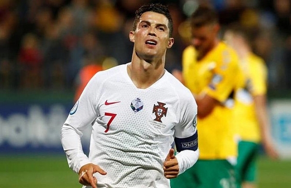 ket qua bong da hom nay 119 ronaldo toa sang bo dao nha vui dap lithuania