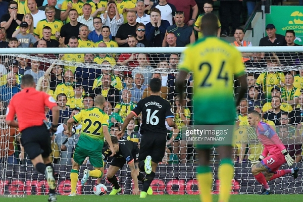 norwich 3 2 man city hang thu te hai nha duong kim vo dich nga ngua